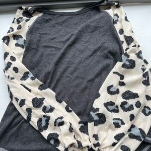 Leopard sleeve and dark gray blouse